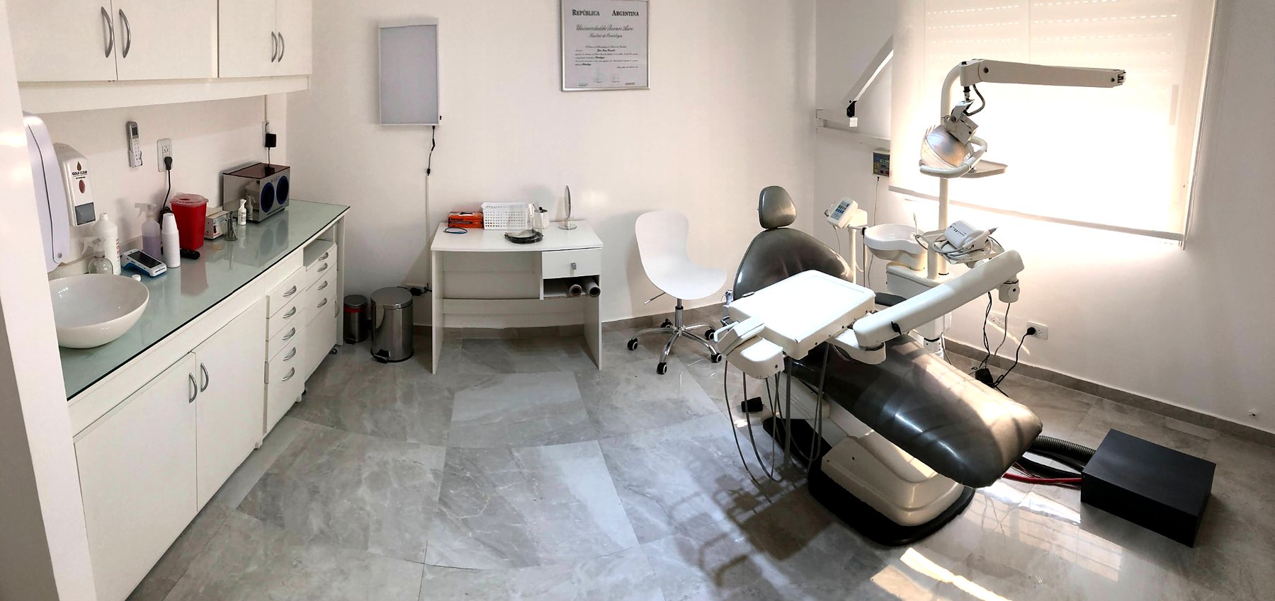 Sala odontológica equipada